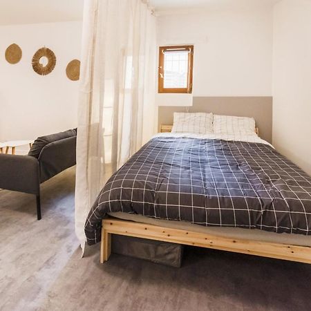 Апартаменти Studio Hyeres Medieval Екстер'єр фото
